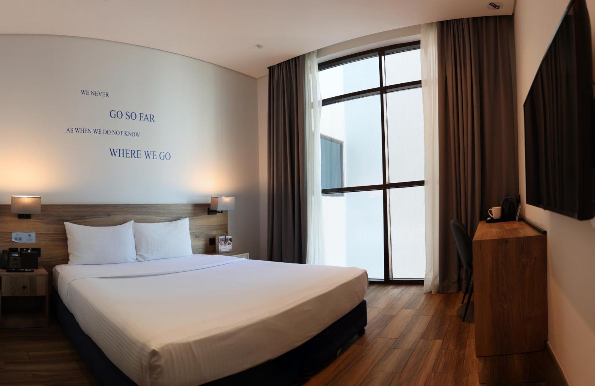 Kingsgate Al Jaddaf Hotel By Millennium Dubái Exterior foto