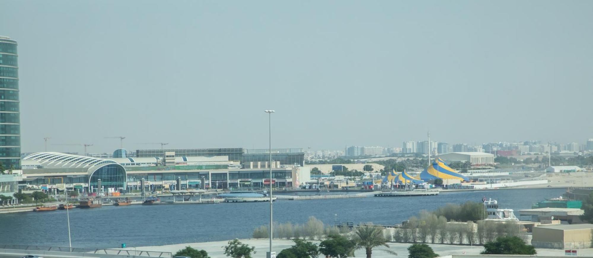 Kingsgate Al Jaddaf Hotel By Millennium Dubái Exterior foto